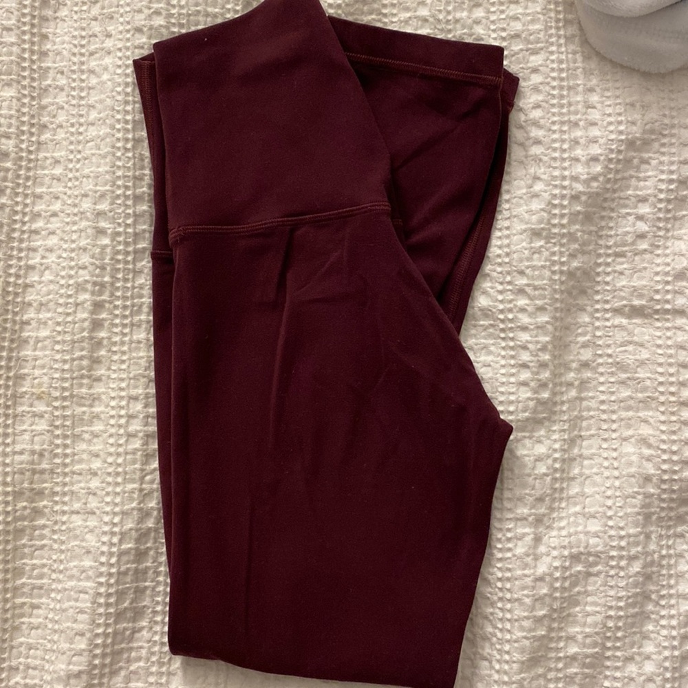 Lululemon Size 2 Align Crops